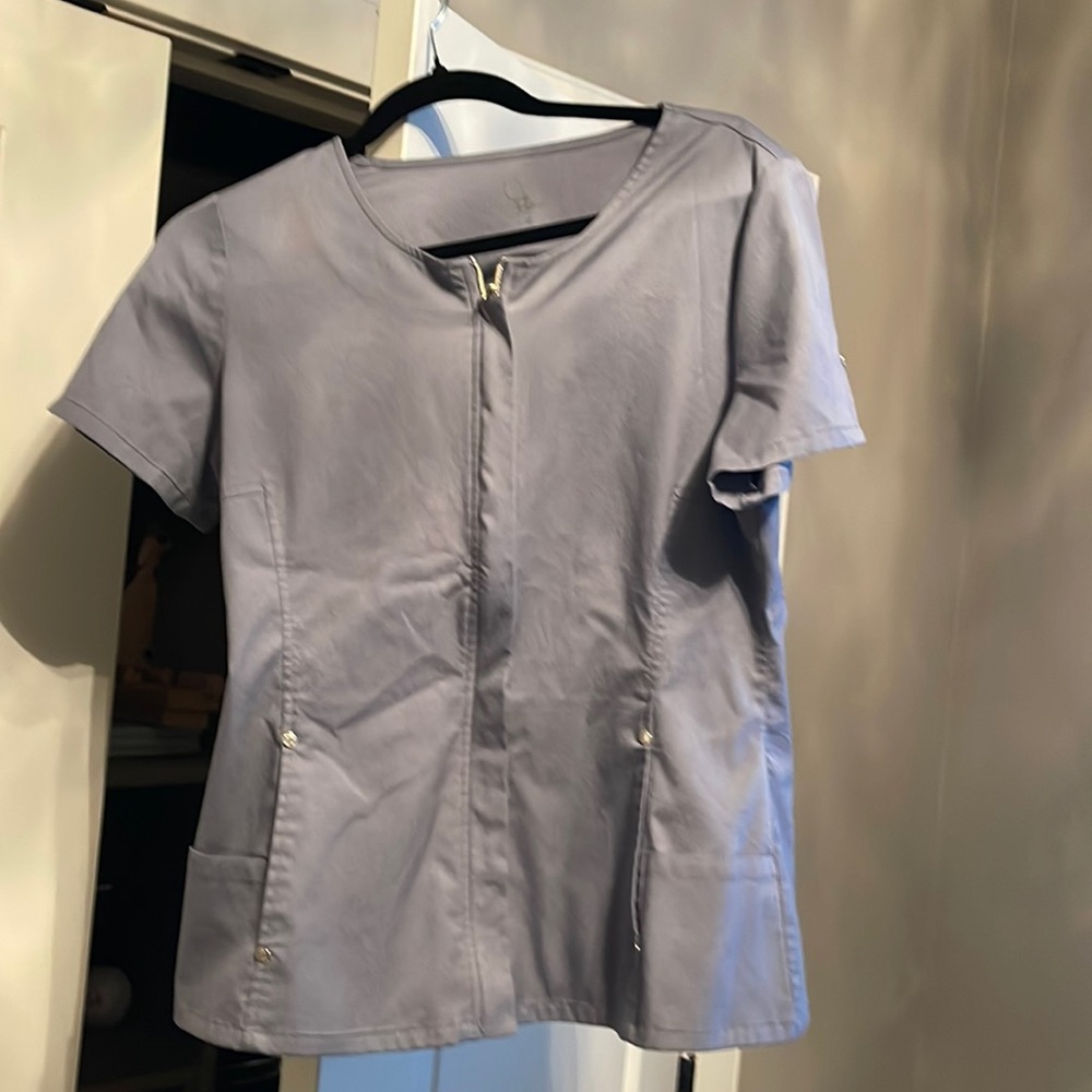 JAANNU Scrub Top